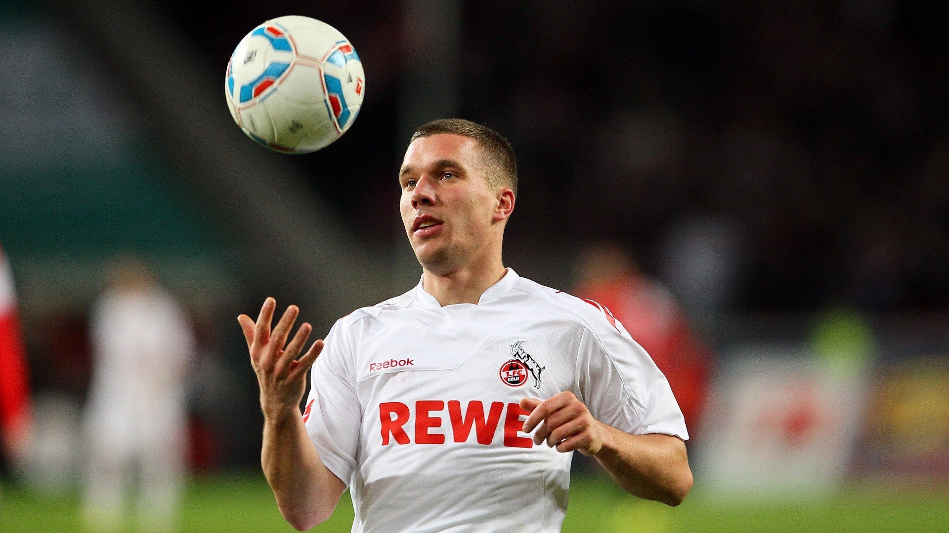 “马丁·高尔西:防守专家的崛起,阿根廷美洲狮队的未来领袖”