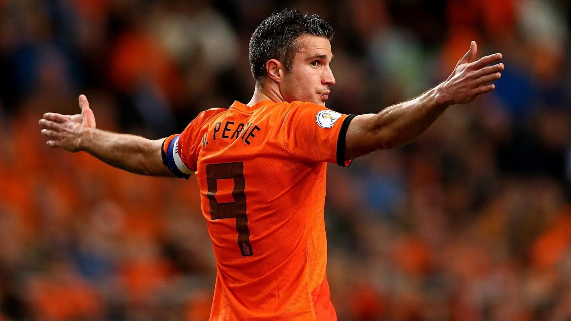 中国足球联赛中裁判员误判频率与视频辅助系统关系，足球裁判判错了如何申述